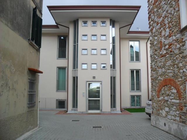 Ufficio in affitto a Seravezza, Toscana