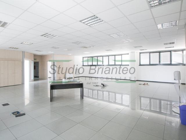 Ufficio in affitto a Zona Omogenea Milano Nord, Sesto San Giovanni