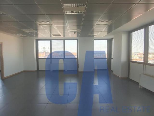 Ufficio in affitto a Zona Omogenea Milano Nord, Sesto San Giovanni