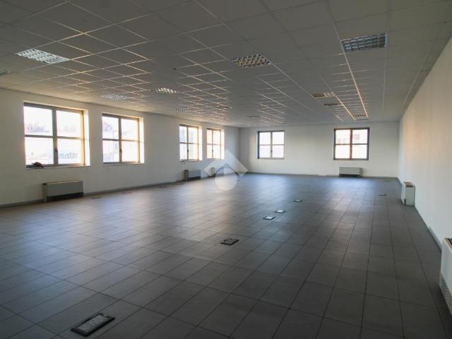 Ufficio in affitto a Settala, Lombardia