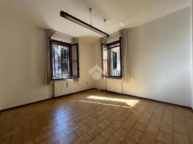 Ufficio in affitto a Sorbolo Mezzani, Sorbolo