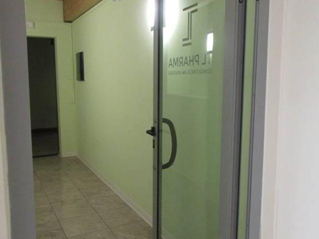 Ufficio in affitto a Villa Raspa, Spoltore
