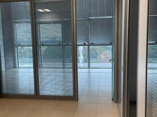Ufficio in affitto a Susegana, Veneto