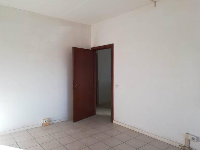 Ufficio in affitto a Terni, Umbria