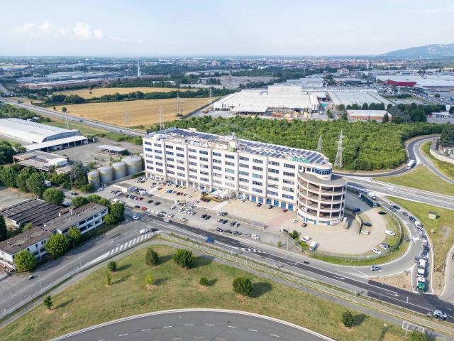 Ufficio in affitto a Circoscrizione 6, Piemonte