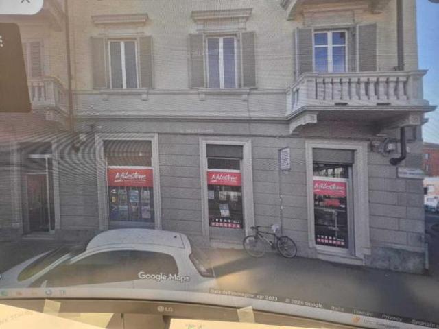 Locale Commerciale in affitto a Circoscrizione 1, Piemonte
