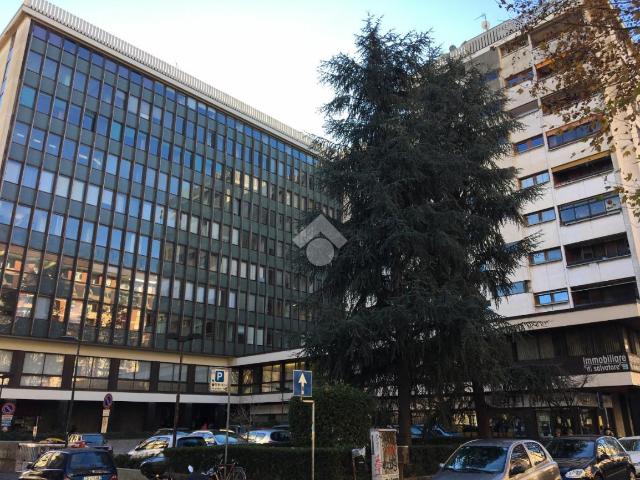 Ufficio in affitto a Circoscrizione 1, Piemonte