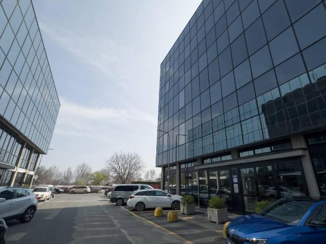 Ufficio in affitto a Circoscrizione 2, Piemonte