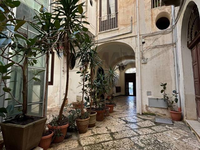 Ufficio in affitto a Trapani, Sicilia