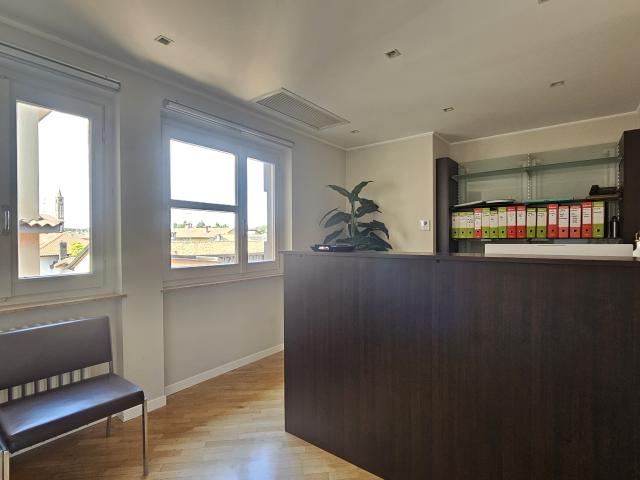 Ufficio in affitto a Treviglio, Lombardia