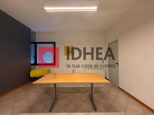 Ufficio in affitto a Santa Maria del Rovere, Treviso