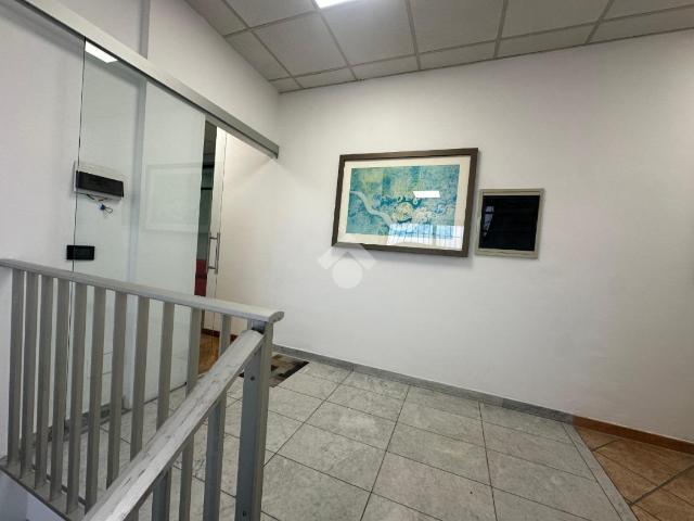 Ufficio in affitto a Trezzano Sul Naviglio, Lombardia