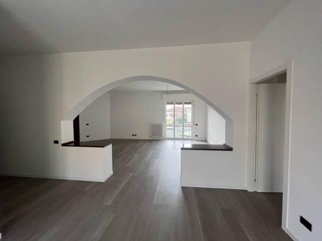 Ufficio in affitto a Città Nuova-Barriera Nuova-San Vito-Città Vecchia, Villa Opicina