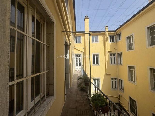 Ufficio in affitto a Città Nuova-Barriera Nuova-San Vito-Città Vecchia, Villa Opicina