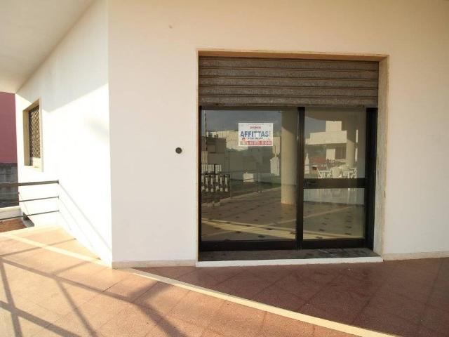 Ufficio in affitto a Montegrappa, Puglia
