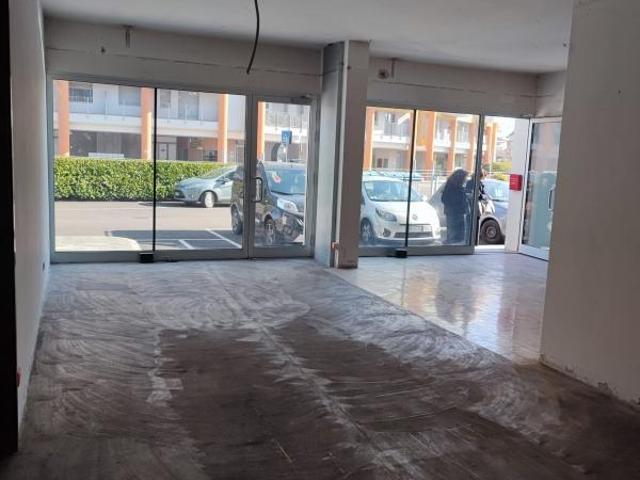 Ufficio in affitto a Beivârs, Reana Del Roiale