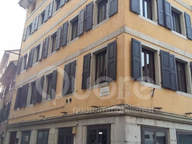 Ufficio in affitto a Borgo Poscolle, Reana Del Roiale