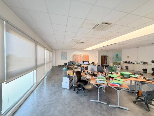 Ufficio in affitto a Urgnano, Lombardia