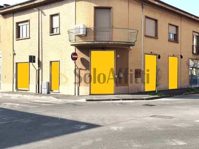 Ufficio in affitto a Valera, Varedo