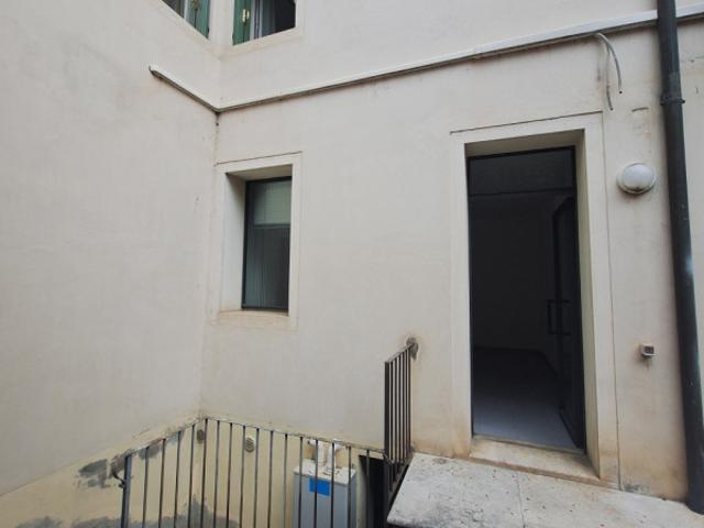 Ufficio in affitto a Vicenza, Veneto