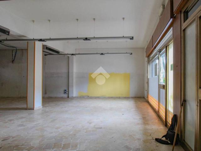 Ufficio in affitto a Unione di comuni Terre di Castelli, Vignola