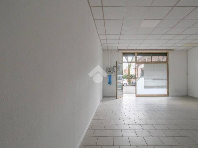 Ufficio in affitto a Unione di comuni Terre di Castelli, Vignola