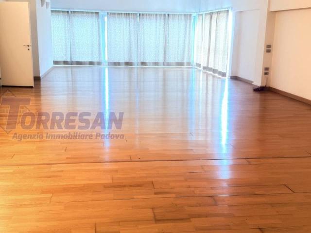 Capannone in affitto a Busa, Vigonza