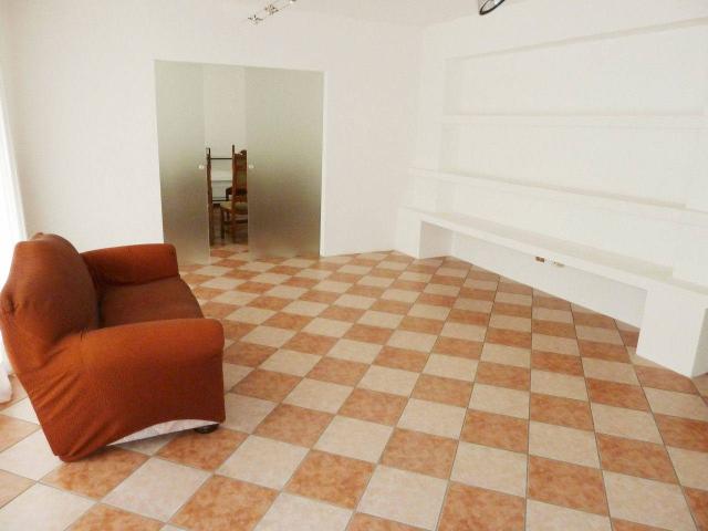 Ufficio in affitto a Stra, Veneto