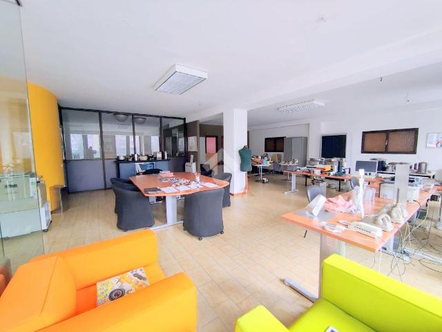 Ufficio in affitto a Comunità montana della valle Trompia, Villa Carcina