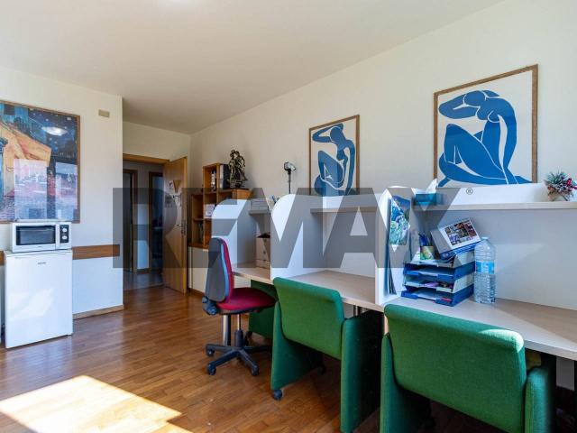 Ufficio in affitto a Oldaniga, Vimercate