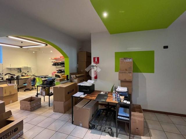 Ufficio in affitto a San Maurizio, Vimercate