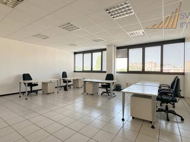 Ufficio in affitto a Vimodrone, Lombardia