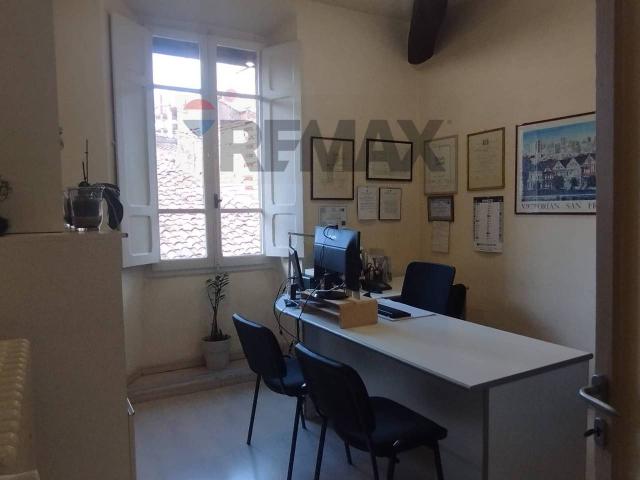 Ufficio in affitto a Viterbo, Lazio