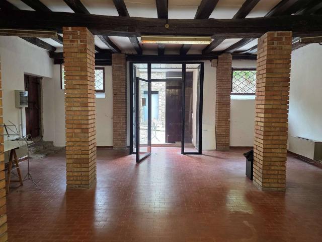 Ufficio in affitto a Longhere, Vittorio Veneto