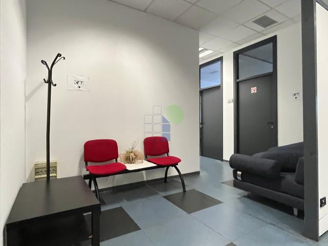 Ufficio in affitto a Coteto, Livorno