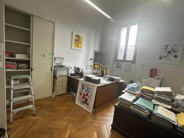 Ufficio in affitto a Quartiere 1, Firenze