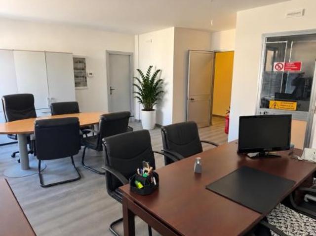 Ufficio in affitto a Vercelli