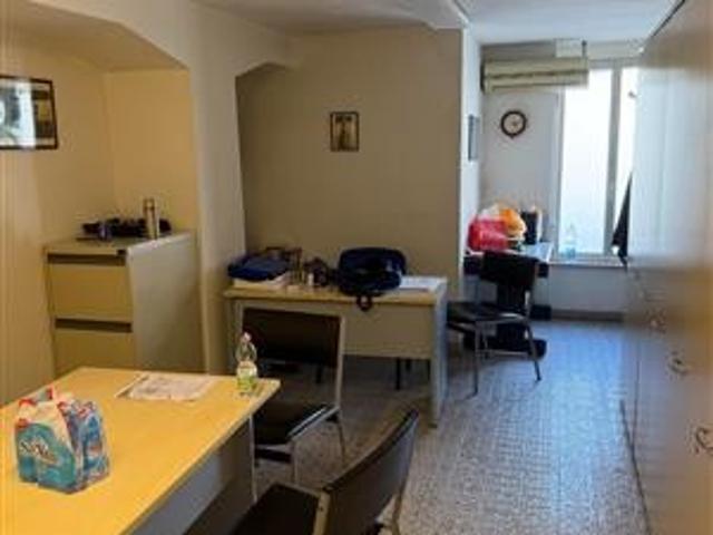 Ufficio in vendita a Magistratura di San Martino, Pisa