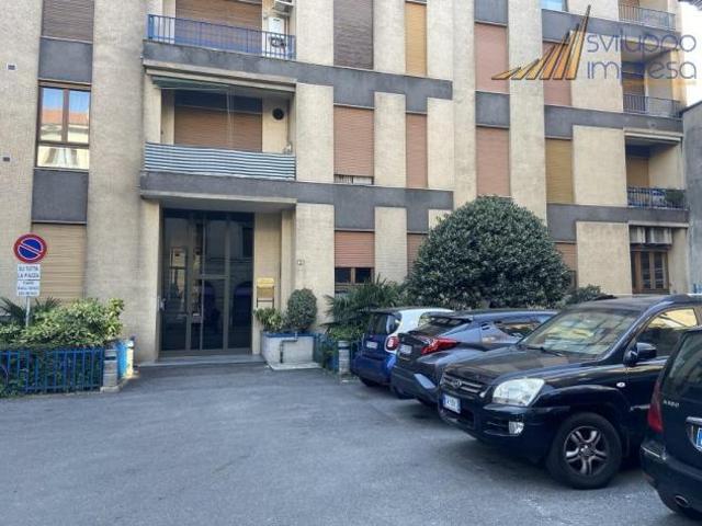 Ufficio in affitto a Monza, Lombardia