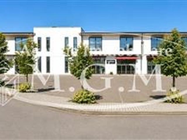 Ufficio in vendita a Villaggio Piaggio, Pontedera