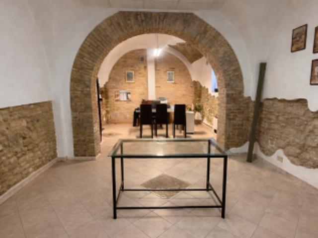 Ufficio in affitto a Vasto, Abruzzo