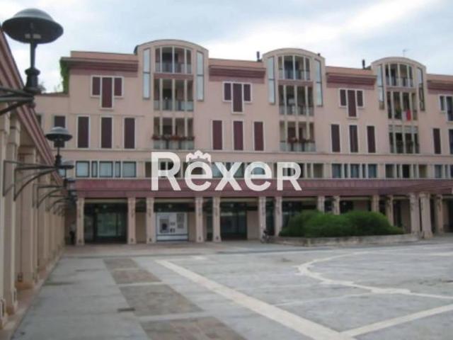 Ufficio in vendita a Abano Terme Bagni, Veneto