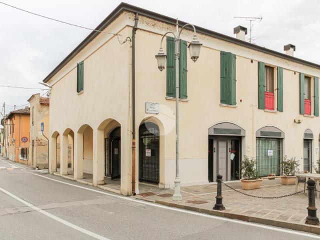 Ufficio in vendita a Acquafredda, Lombardia