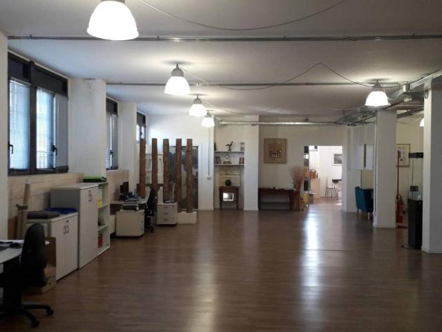 Ufficio in vendita a Agrate Brianza, Lombardia