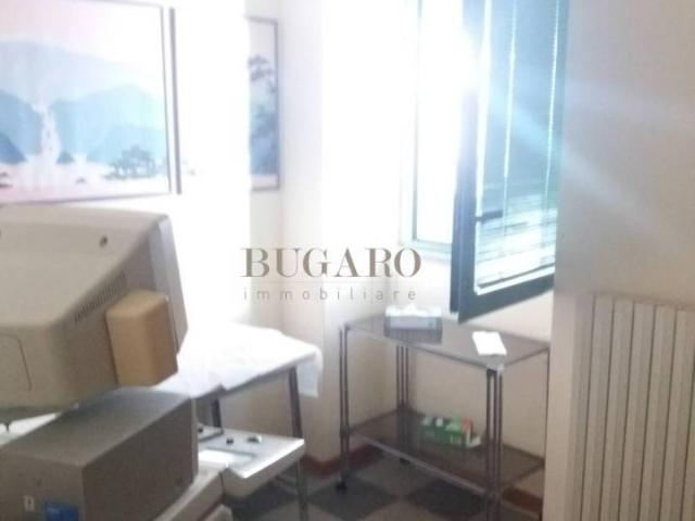 Ufficio in vendita a Marche, Ancona