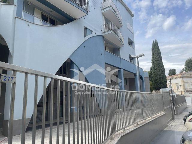Ufficio in vendita a Andria, Barletta-Andria-Trani