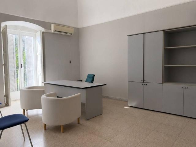Ufficio in vendita a San Valentino, Puglia