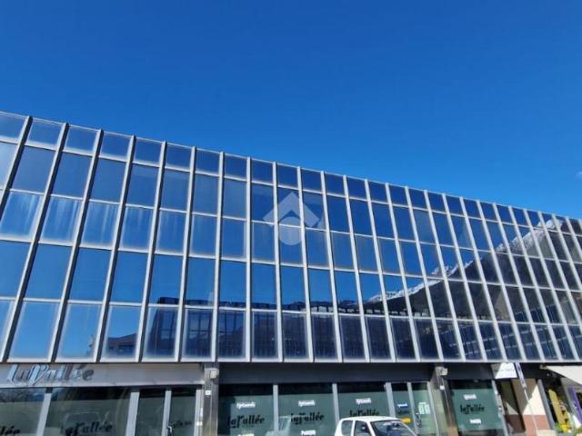 Ufficio in vendita a Busseyaz, Aosta