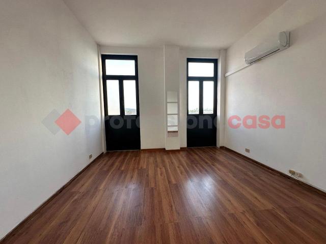 Ufficio in vendita a Palazzo Del Pero, Toscana