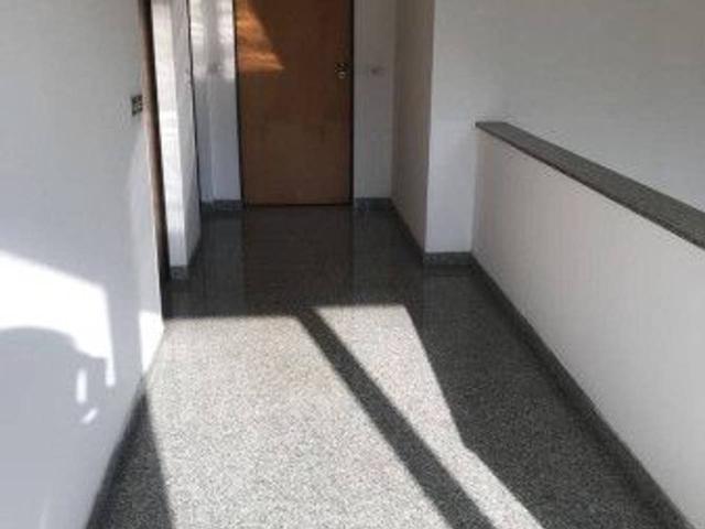 Ufficio in vendita a Brecciarolo, Marche